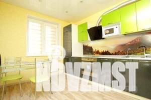 1-к квартира, посуточно, 46м2, 1/10 этаж