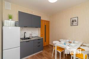 2-к квартира, посуточно, 55м2, 1/1 этаж