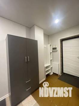 Студия квартира, посуточно, 35м2, 1/2 этаж