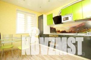 1-к квартира, посуточно, 46м2, 1/10 этаж