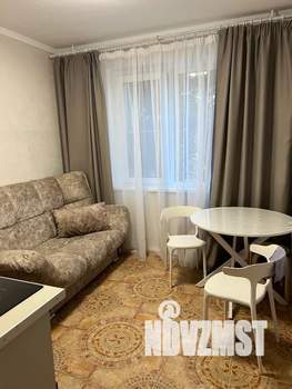 1-к квартира, посуточно, 32м2, 3/9 этаж