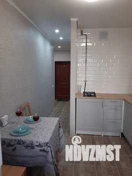 1-к квартира, посуточно, 35м2, 1/16 этаж