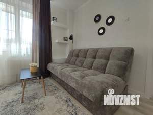 Студия квартира, посуточно, 40м2, 2/10 этаж