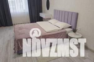 2-к квартира, посуточно, 56м2, 3/25 этаж