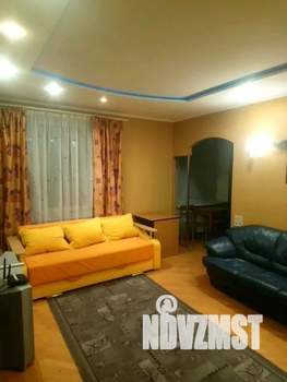 2-к квартира, посуточно, 55м2, 2/5 этаж
