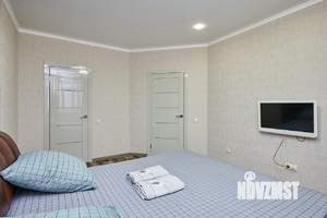 2-к квартира, посуточно, 68м2, 1/1 этаж