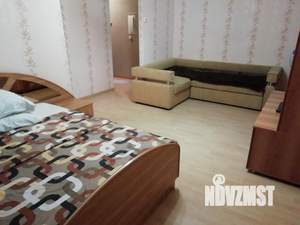 1-к квартира, посуточно, 48м2, 3/5 этаж