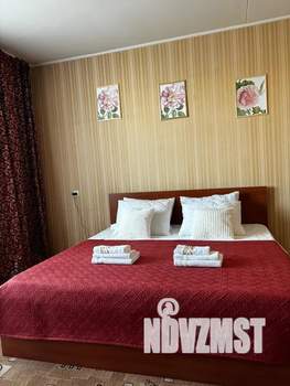 1-к квартира, посуточно, 43м2, 4/10 этаж