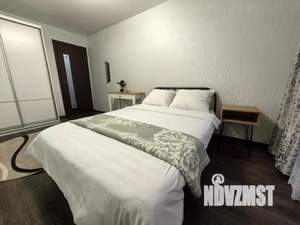 1-к квартира, посуточно, 56м2, 1/1 этаж