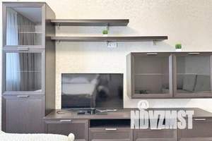 1-к квартира, посуточно, 42м2, 9/18 этаж