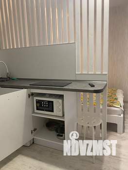 Студия квартира, посуточно, 24м2, 1/18 этаж