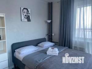 Студия квартира, посуточно, 35м2, 9/20 этаж