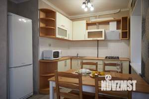 1-к квартира, посуточно, 47м2, 1/1 этаж