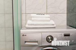 1-к квартира, посуточно, 53м2, 1/1 этаж