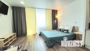 Студия квартира, посуточно, 40м2, 13/21 этаж