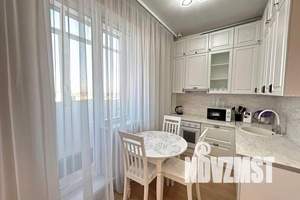 1-к квартира, посуточно, 42м2, 18/25 этаж