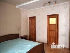 4-к квартира, на длительный срок, 131м2, 2/4 этаж