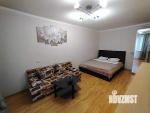 1-к квартира, посуточно, 38м2, 1/9 этаж