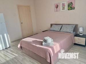 Студия квартира, посуточно, 30м2, 13/19 этаж