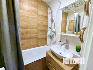 1-к квартира, посуточно, 37м2, 2/10 этаж