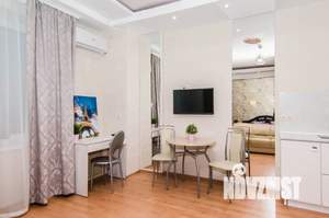 1-к квартира, посуточно, 36м2, 9/16 этаж