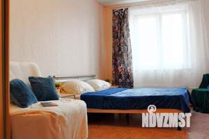 1-к квартира, посуточно, 54м2, 1/1 этаж