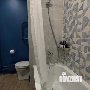 1-к квартира, посуточно, 37м2, 1/1 этаж