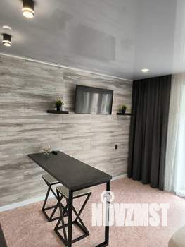 Студия квартира, посуточно, 25м2, 1/10 этаж