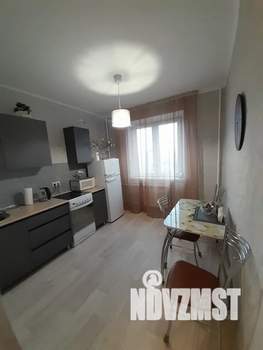 1-к квартира, посуточно, 38м2, 8/10 этаж