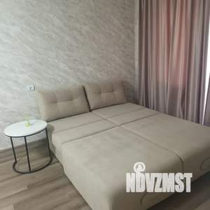 1-к квартира, посуточно, 33м2, 3/5 этаж