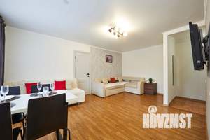 1-к квартира, посуточно, 47м2, 1/1 этаж