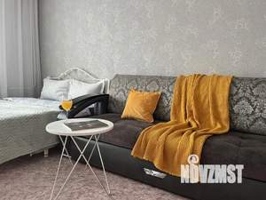 4-к квартира, посуточно, 44м2, 1/1 этаж