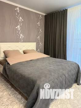 Студия квартира, посуточно, 28м2, 10/19 этаж