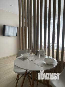 Студия квартира, посуточно, 35м2, 19/22 этаж