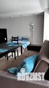 Студия квартира, посуточно, 42м2, 9/10 этаж