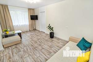 2-к квартира, посуточно, 44м2, 1/5 этаж
