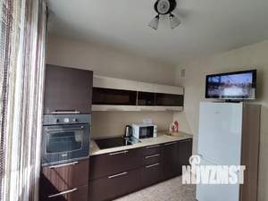 1-к квартира, посуточно, 42м2, 7/10 этаж