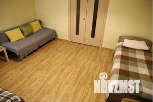 1-к квартира, посуточно, 44м2, 8/10 этаж