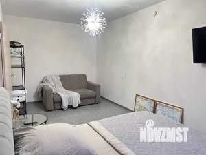 1-к квартира, посуточно, 37м2, 3/10 этаж