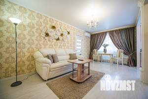 1-к квартира, посуточно, 54м2, 1/1 этаж
