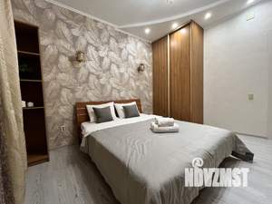 2-к квартира, посуточно, 55м2, 1/1 этаж