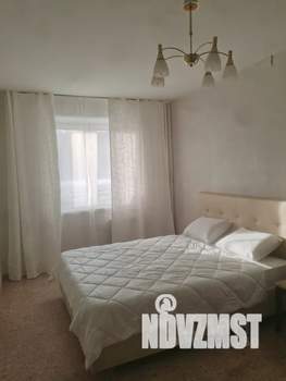 1-к квартира, посуточно, 32м2, 2/10 этаж