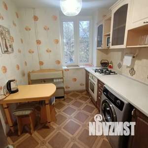 3-к квартира, посуточно, 70м2, 2/2 этаж