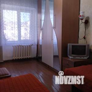 2-к квартира, посуточно, 45м2, 3/5 этаж