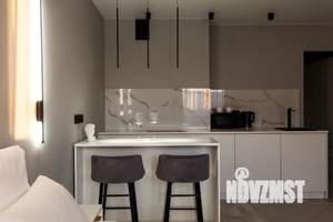 Студия квартира, посуточно, 35м2, 11/20 этаж