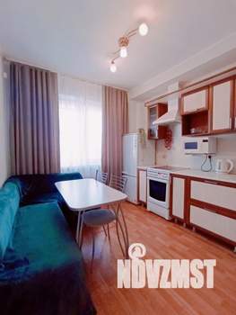 1-к квартира, посуточно, 40м2, 6/10 этаж