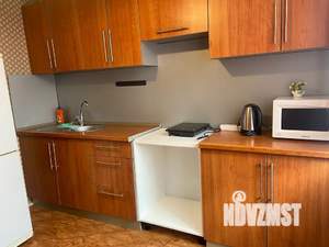 1-к квартира, посуточно, 32м2, 6/9 этаж