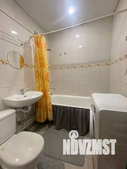 Студия квартира, посуточно, 35м2, 1/2 этаж