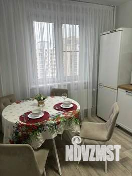 1-к квартира, посуточно, 43м2, 1/1 этаж