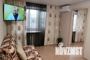 2-к квартира, посуточно, 43м2, 5/5 этаж